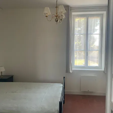 Maison De Plain Pied Au Coeur Du Village * Lucenay-les-Aix