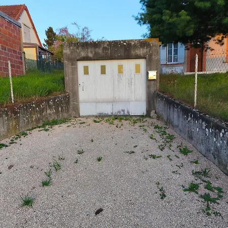 Semesterbostad Maison De Plain Pied Au Coeur Du Village Lucenay-les-Aix